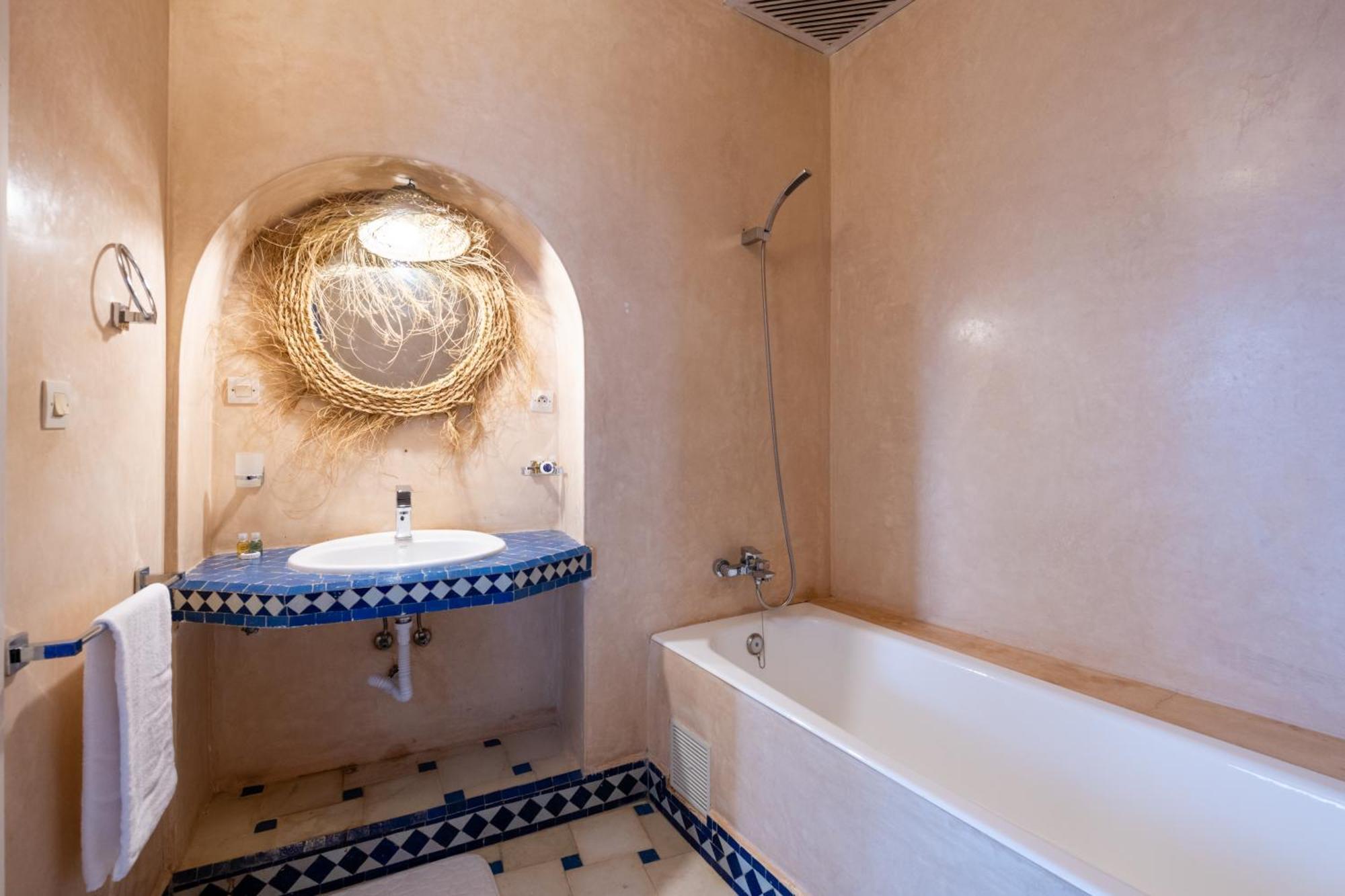 Riad Asilah 32 Esterno foto